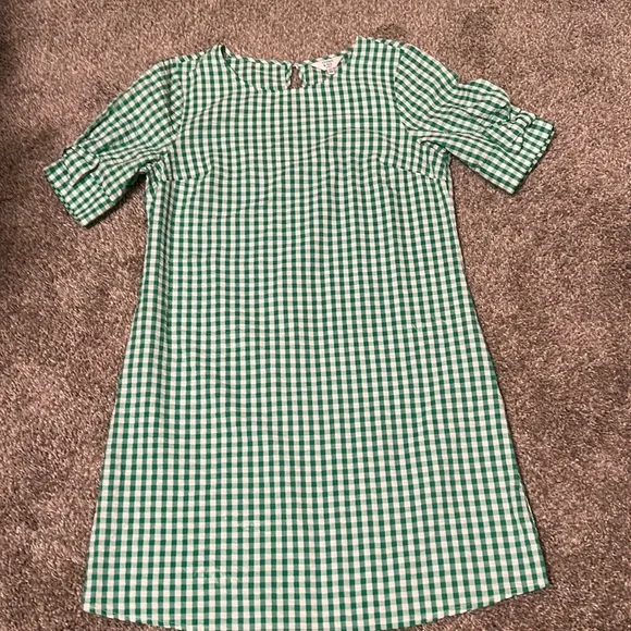 Crown and Ivy green and white checked dress, like new! xsp- curved hem- Crown and Ivy green and white checked dress, like new! xsp- curved hem-